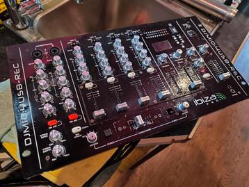 19 inch DJ mixer, mengpaneel Ibiza pro USB mic beschikbaar voor biedingen