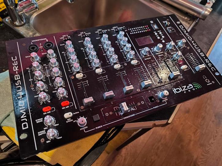 19 inch DJ mixer, mengpaneel Ibiza pro USB mic, Muziek en Instrumenten, Mengpanelen, Gebruikt, Minder dan 5 kanalen, Microfooningang