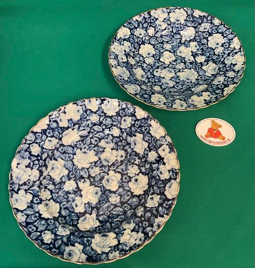 Mosa Maastricht diepe borden, blauw met witte rozen, Huis en Inrichting, Keuken | Servies, Zo goed als nieuw, Bord(en), Overige stijlen