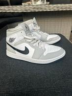 Zeer nette  nike air jordan 1 mid maat 42, Kleding | Heren, Ophalen of Verzenden, Zo goed als nieuw