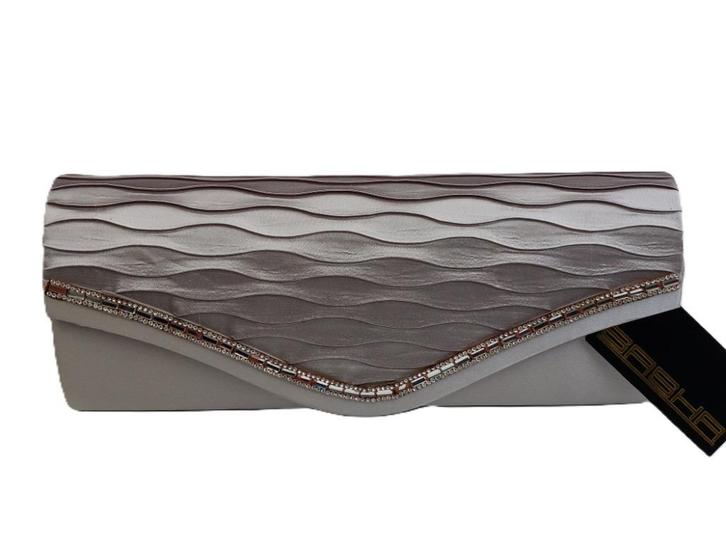 Zilver gekleurde satijnen bruid of avondtasje., Sieraden, Tassen en Uiterlijk, Tassen | Damestassen, Zo goed als nieuw, Avondtasje