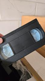 VHS, +/- 1000 onbespeelde video banden en heel veel doosjes., Alle leeftijden, Ophalen, Nieuw in verpakking