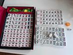 Compleet mahjong kunststof majong spel, Een of twee spelers, Ophalen of Verzenden, Zo goed als nieuw