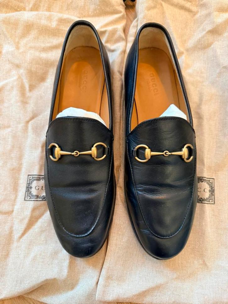 Gucci Jordaan Loafers 38,5, Kleding | Dames, Schoenen, Zo goed als nieuw, Instappers, Zwart, Ophalen