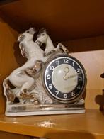 Oude klok Vintage jaren 80 met paarden porselein ca 40cm, Antiek en Kunst, Antiek | Klokken, Ophalen of Verzenden