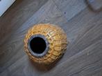 Okergeel bloempot, Huis en Inrichting, Woonaccessoires | Vazen, Steen, Geel, Nieuw, Ophalen of Verzenden