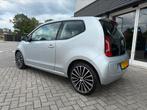 ✅ Volkswagen up! 1.0 2012 Grijs Polygon 17”  Nieuwe APK, Voorwielaandrijving, 840 kg, 4 stoelen, Origineel Nederlands