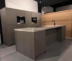 Zeer exclusieve miele showroom keuken met kookeiland, Huis en Inrichting, Ophalen, Overige kleuren, Overige typen, Met kookeiland