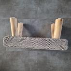 Grijs gehaakte voetenbankje/hocker/kruk(60 b x30 d x 30 h), Ophalen, Zo goed als nieuw, Hout