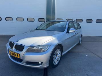 BMW 3-serie Touring 320d Business Line beschikbaar voor biedingen