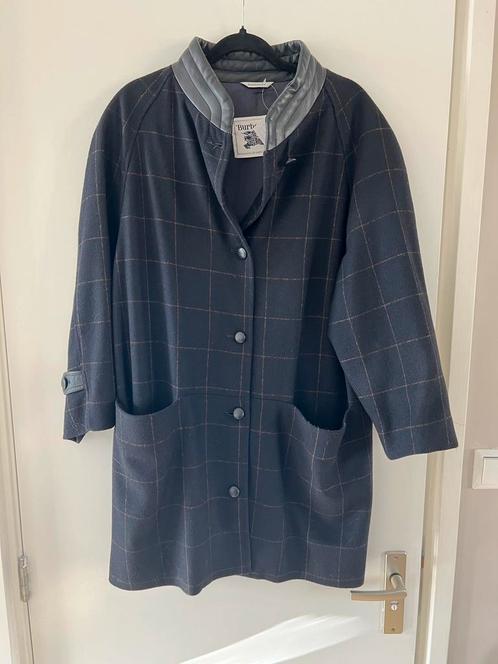 Burberry jas, Kleding | Dames, Jassen | Winter, Zo goed als nieuw, Maat 42/44 (L), Overige kleuren, Ophalen of Verzenden