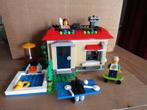Lego creator 31067 vakantie aan het zwembad, Complete set, Ophalen of Verzenden, Lego, Zo goed als nieuw