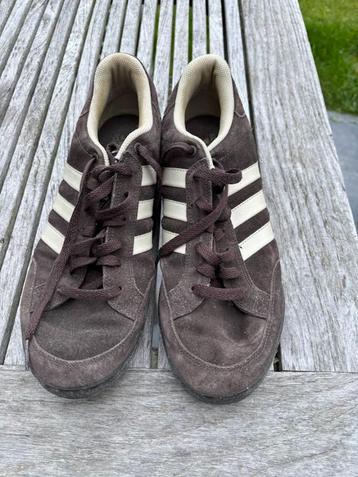 Adidas bruine suede sport schoenen maat 43/10 beschikbaar voor biedingen