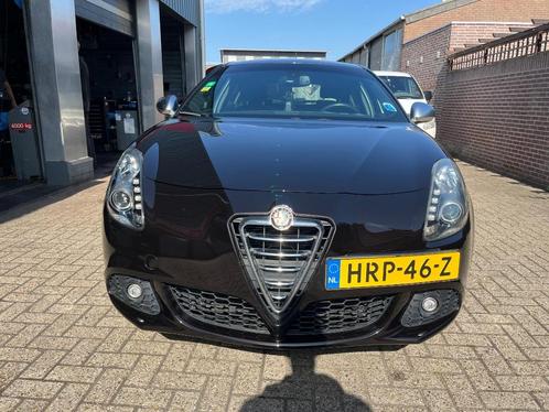 Alfa Romeo Giulietta 1.4 Turbo Multi AIR 2011 Zwart, Auto's, Alfa Romeo, Particulier, Giulietta, Airbags, Airconditioning, Centrale vergrendeling
