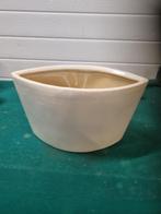 bloempot ovaal creme, Ophalen of Verzenden, 'T Olde Gre-j, Info@toldegrej.nl, Endepoelstraat 20f Didam