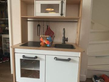 IKEA Keuken - Kinderkeuken beschikbaar voor biedingen