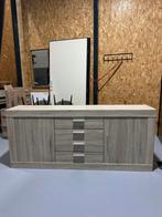 Mooi royaal dressoir wandkast tv kast licht eiken fineer, Huis en Inrichting, Kasten | Dressoirs, Ophalen, Gebruikt, Met deur(en)