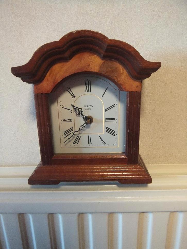 schouwklok, Huis en Inrichting, Woonaccessoires | Klokken, Gebruikt, Wekker of Tafelklok, Digitaal, Ophalen of Verzenden