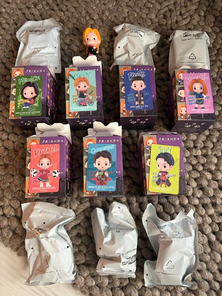 POP MART X FRIENDS, Verzamelen, Poppetjes en Figuurtjes, Nieuw, Ophalen of Verzenden