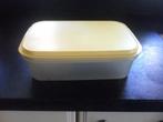 tupperware schaal met gele deksel rechthoekig 28x18x9 cm, Ophalen of Verzenden, Schaal
