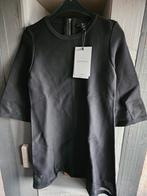 Nieuw mt 36 kate moss nikkie jurk kaartjes twv 299 euro, Nieuw, Ophalen of Verzenden