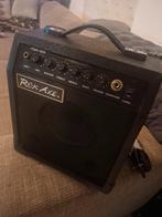 Rok Axe PGA-10R Gitaarversterker – Compact & krachtig., Ophalen, Zo goed als nieuw, Minder dan 50 watt
