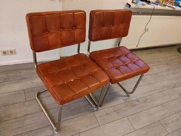 Vintage kunstlederen stoelen - set van 2 - Moet weg! beschikbaar voor biedingen