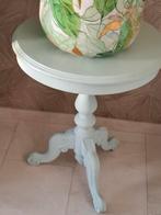 Mooi tafeltje of bijzettafel wijntafel Brocante, Antiek en Kunst, Antiek | Meubels | Tafels, Ophalen of Verzenden