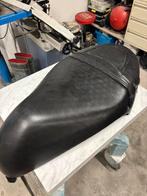 gilera ice zadel, Fietsen en Brommers, Brommeronderdelen | Scooters, Ophalen of Verzenden, Zo goed als nieuw, Zadel, Piaggio