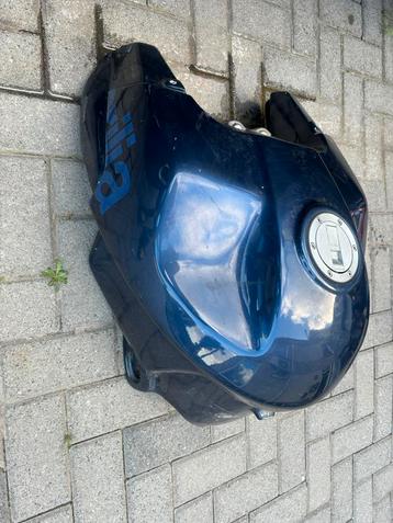 Brandstoftank Aprilia ETV beschikbaar voor biedingen