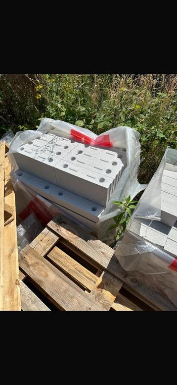 Maks lijmblokken en Maks kalkzandstenen GRATIS AFHALEN beschikbaar voor biedingen