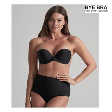 Bye-Bra zelfklevende-BH diva zwart of nude beschikbaar voor biedingen