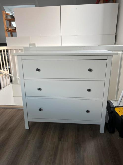 Ikea Hemnes ladekast als commode met verlenger, Kinderen en Baby's, Kinderkamer | Commodes en Kasten, Gebruikt, 90 tot 105 cm