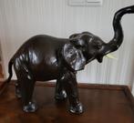 Olifanten deco met poppen, Verzamelen, Beelden en Beeldjes, Ophalen of Verzenden, Zo goed als nieuw, Dier