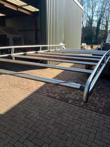 Imperial rvs beschikbaar voor biedingen