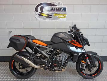 KTM 990 DUKE (bj 2024) beschikbaar voor biedingen