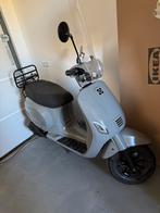 AGM vx50i, Fietsen en Brommers, Snorfietsen en Snorscooters, Zo goed als nieuw, Benzine, Ophalen, Overige merken