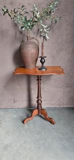 Mooi klassiek vintage bijzettafel bijzettafeltje wijntafel !, Antiek en Kunst, Antiek | Meubels | Tafels, Ophalen