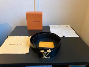 Louis Vuiton riem + doos  beschikbaar voor biedingen