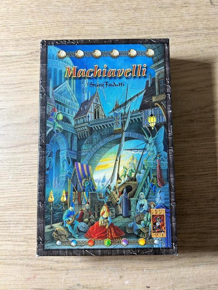 Machiavelli Kaartspel 999 Games, Hobby en Vrije tijd, Gezelschapsspellen | Kaartspellen, Zo goed als nieuw, Ophalen of Verzenden