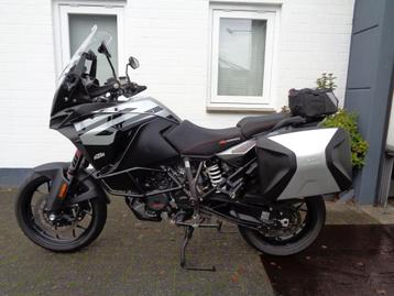 KTM 1290 SUPER ADVENTURE S (bj 2020) beschikbaar voor biedingen