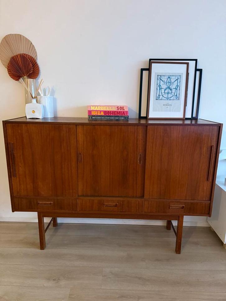 Vintage Dressoir / Sideboard, Huis en Inrichting, Kasten | Dressoirs, Gebruikt, 150 tot 200 cm, 25 tot 50 cm, Met lade(s), Overige houtsoorten
