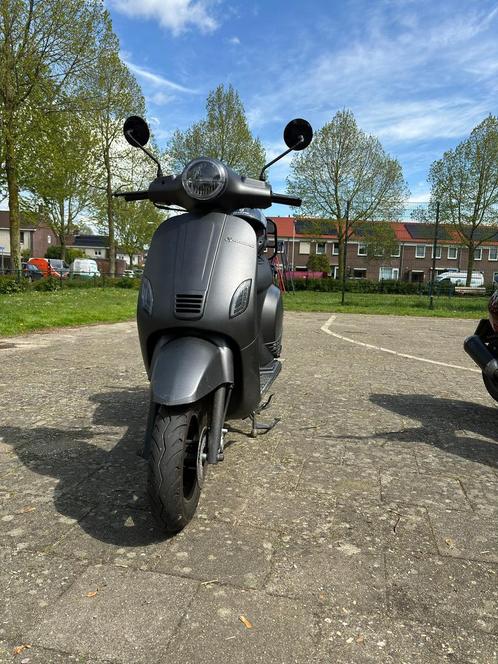 Santini capri 2021 digital ( gele plaat), Fietsen en Brommers, Snorfietsen en Snorscooters, Zo goed als nieuw, Overige merken
