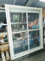 Hardhouten raamkozijn met dubbelglas, Doe-het-zelf en Verbouw, Kozijnen en Schuifpuien, Gebruikt, Raamkozijn, Hout, Ophalen