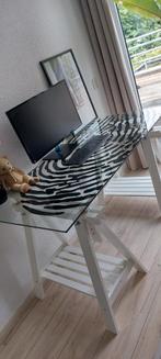 ikea 2 x buro, Huis en Inrichting, Ophalen, In hoogte verstelbaar, Gebruikt, Bureau