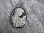 Nieuwe Resin Camee - Dame met Vogel op de hand / 4 x 3 cm, Verzenden
