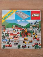 Lego 302 Straight Road Plates, Ophalen of Verzenden, Zo goed als nieuw, Complete set, Lego