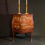 Kleine 18e eeuwse Louis XV Commode, Antiek en Kunst, Antiek | Meubels | Kasten, Ophalen