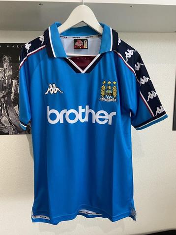 #RS056 Retroshirt Manchester City te koop! Maat S beschikbaar voor biedingen