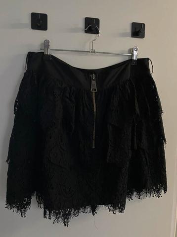 NIKKIE skirt zwart 40 beschikbaar voor biedingen